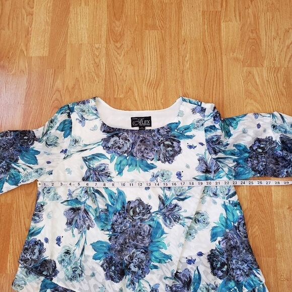 ALEX EVENINGS | Ruffle Bell Sleeve Chiffon Floral Blouse - [1X, Ivory/Teal/Blue] - Picture 9 of 11